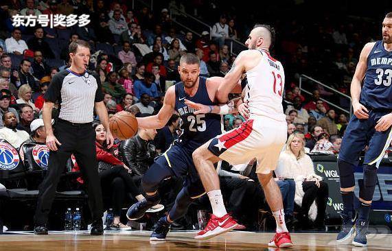 NBA雄鹿加时争议罚球绝杀凯尔特人终结六连胜登顶东部引热议